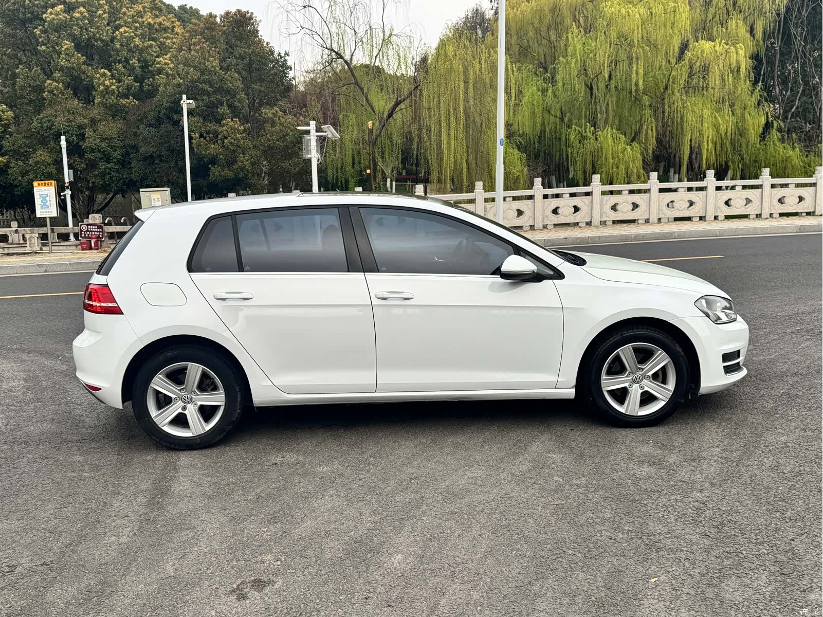 Volkswagen Golf, 2014 13