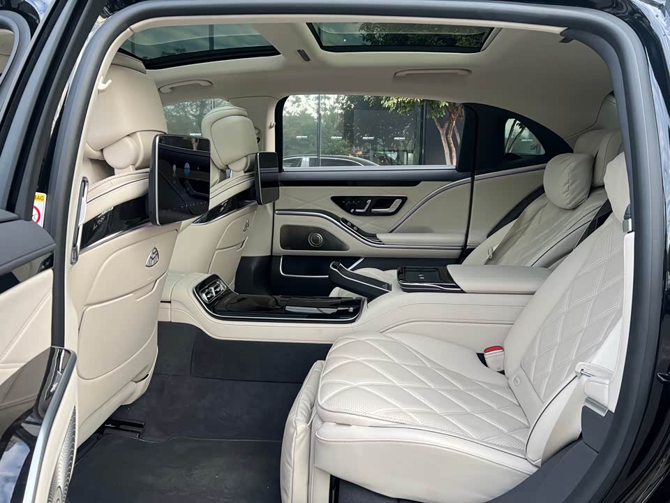 Mercedes-Benz Maybach S-class