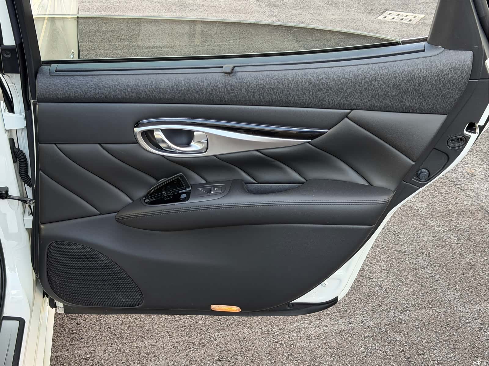 Infiniti Q70, 2016 21