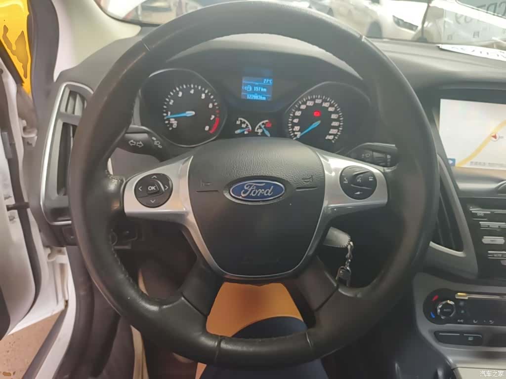 Ford Focus, 2014 11