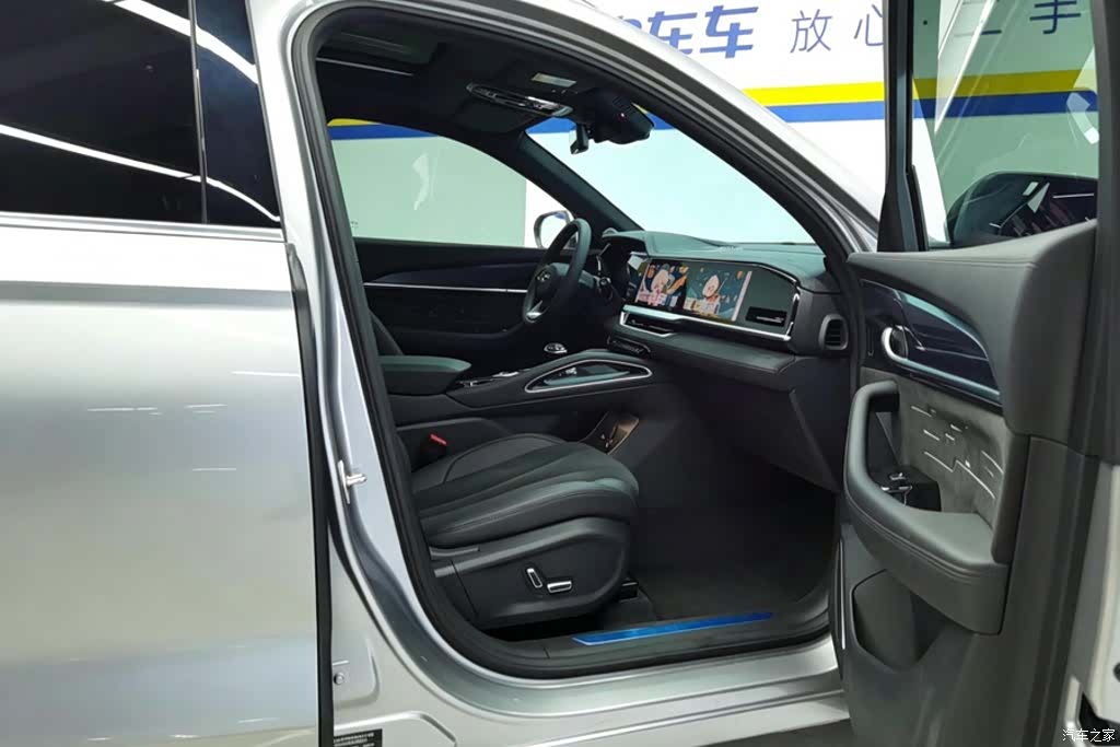Geely Xingyue L, 2024 8