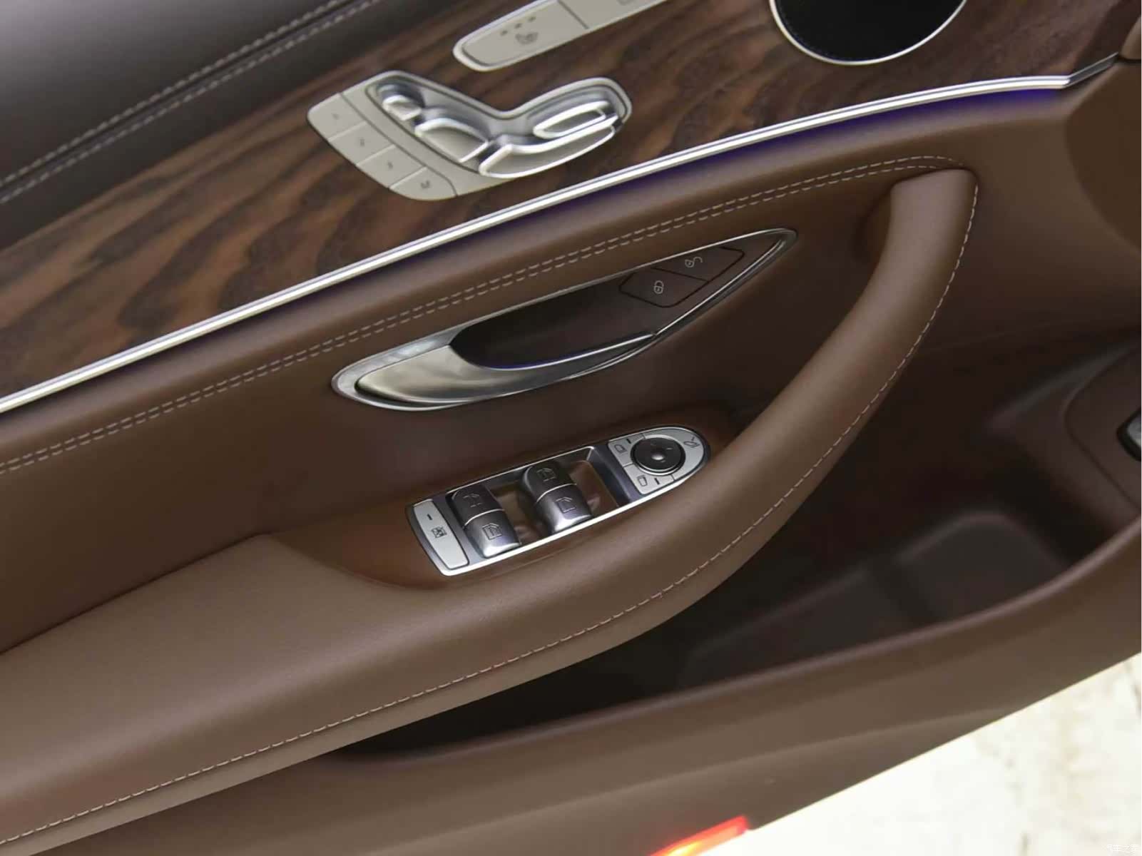 Mercedes-Benz E-Class, 2023 8