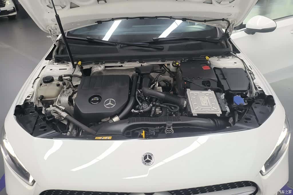 Mercedes-Benz A-Class, 2023 10