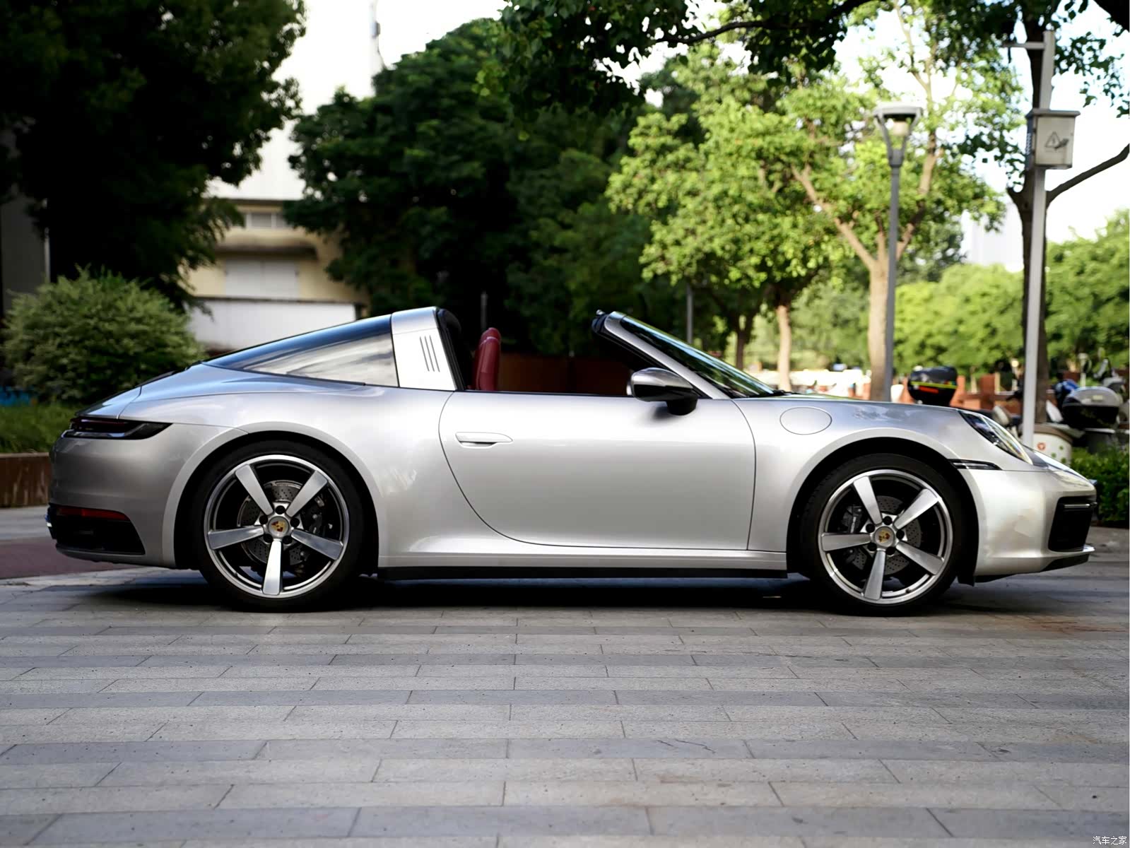 Porsche 911, 2023 4
