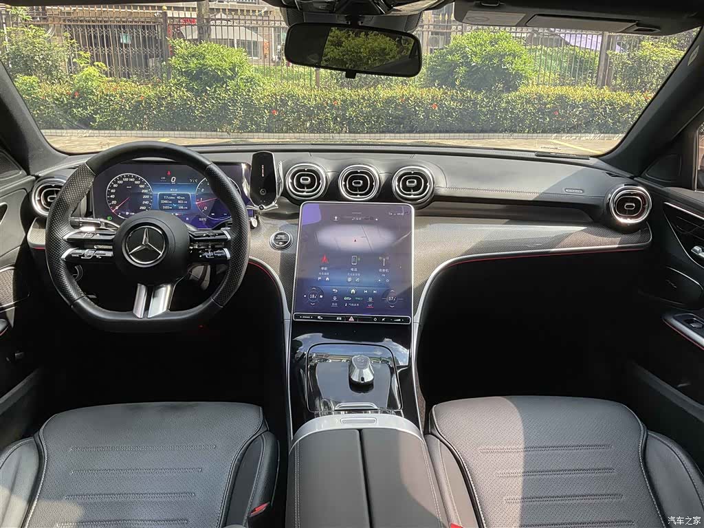 Mercedes-Benz C-Class, 2023 4