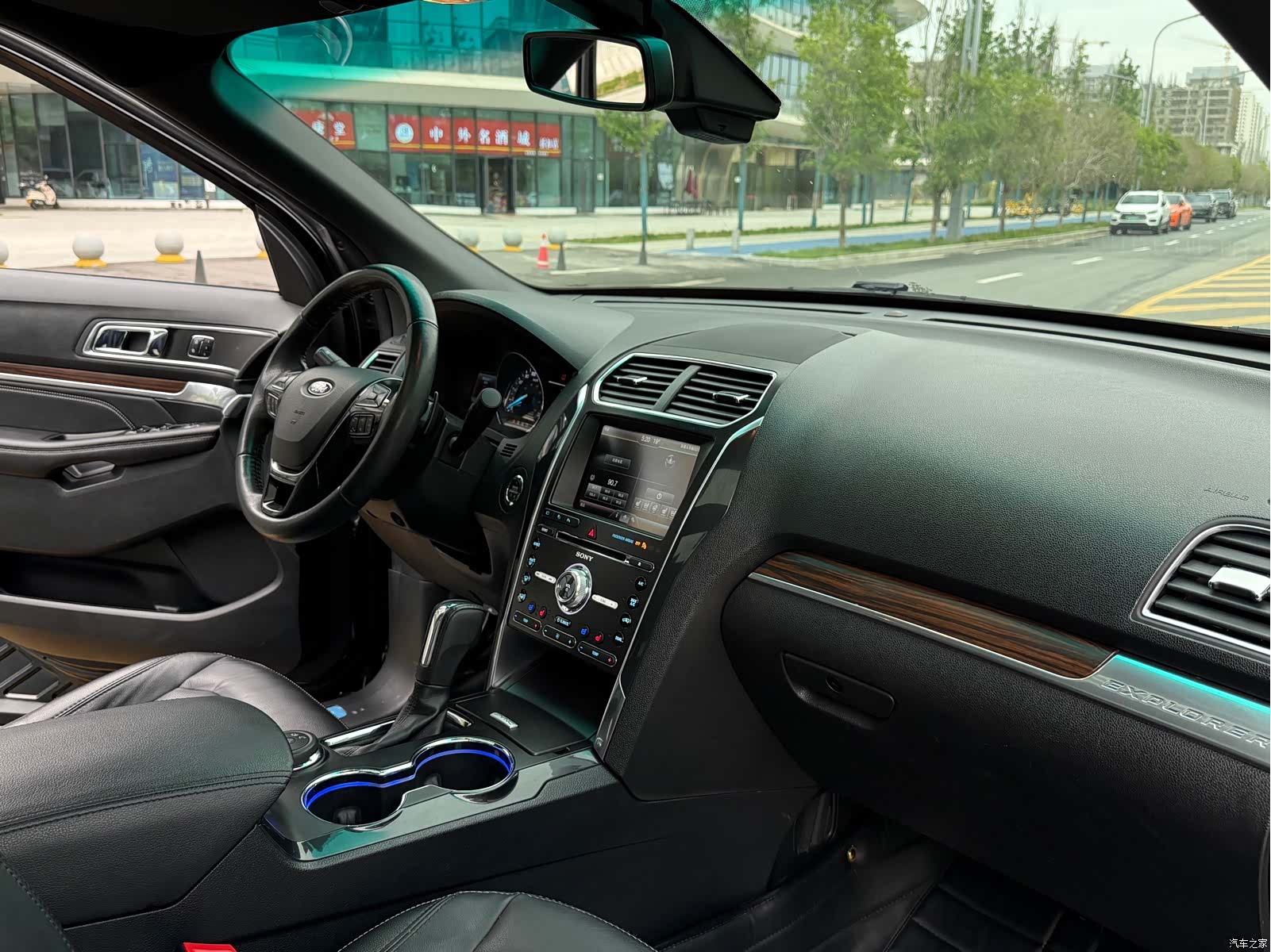 Ford Explorer, 2016 10