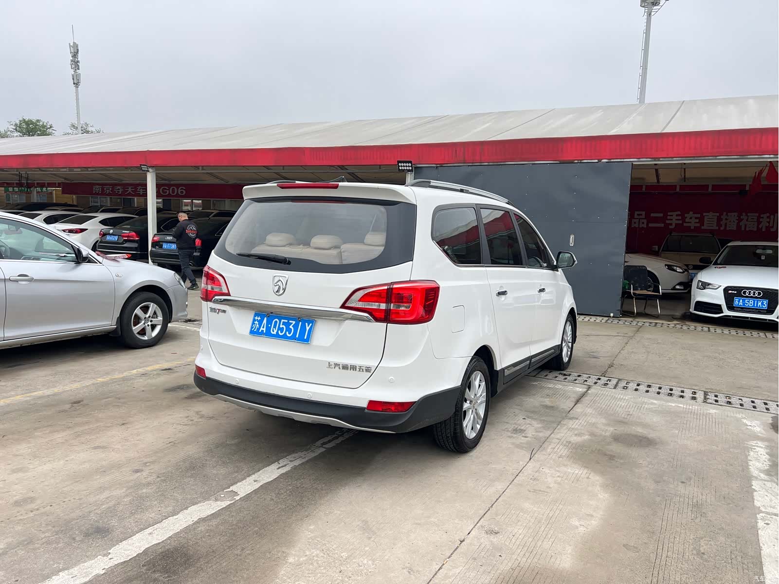 Wuling 730, 2018 24