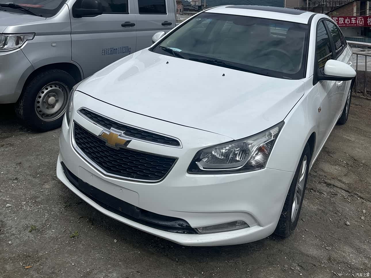 Chevrolet SE, 2015 1