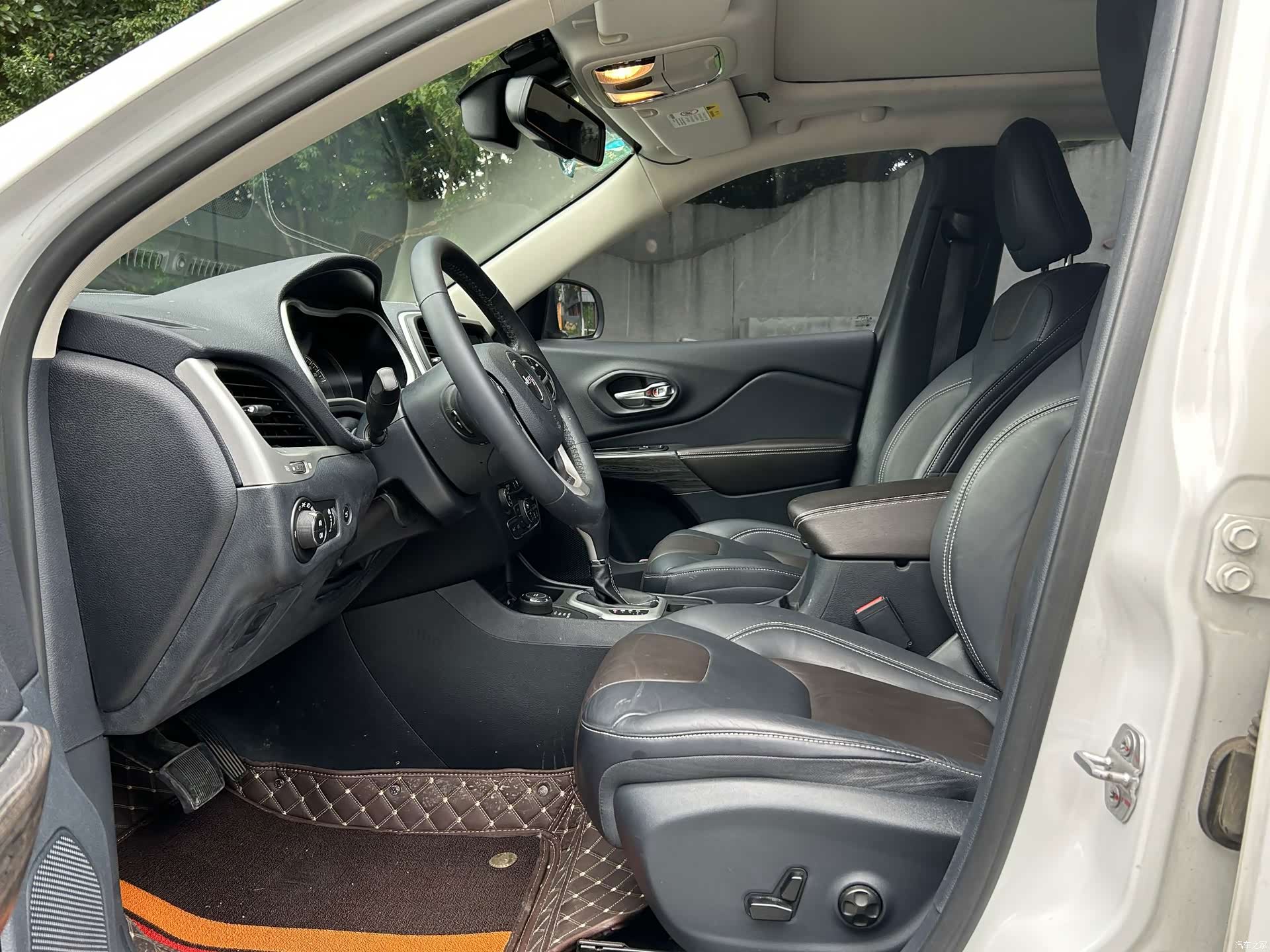 Jeep Cherokee, 2016 8