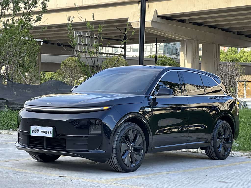 Li Auto L6