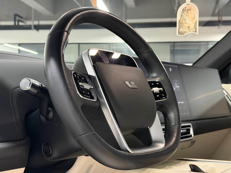 Li Auto Ideal L9