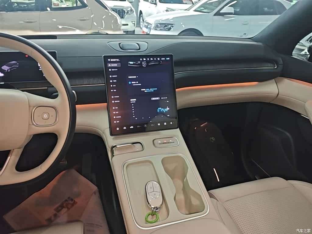 NIO ES6, 2024 13
