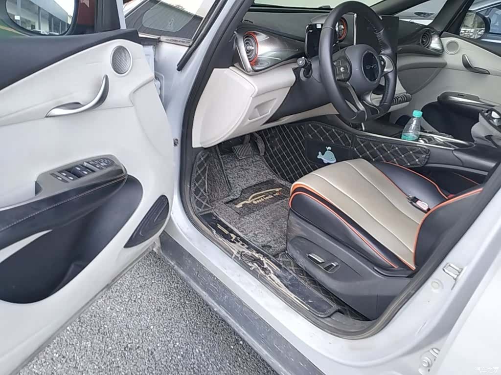 BYD Dolphin, 2021 16