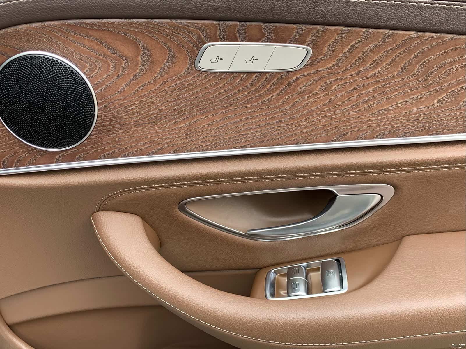 Mercedes-Benz E-Class, 2022 30
