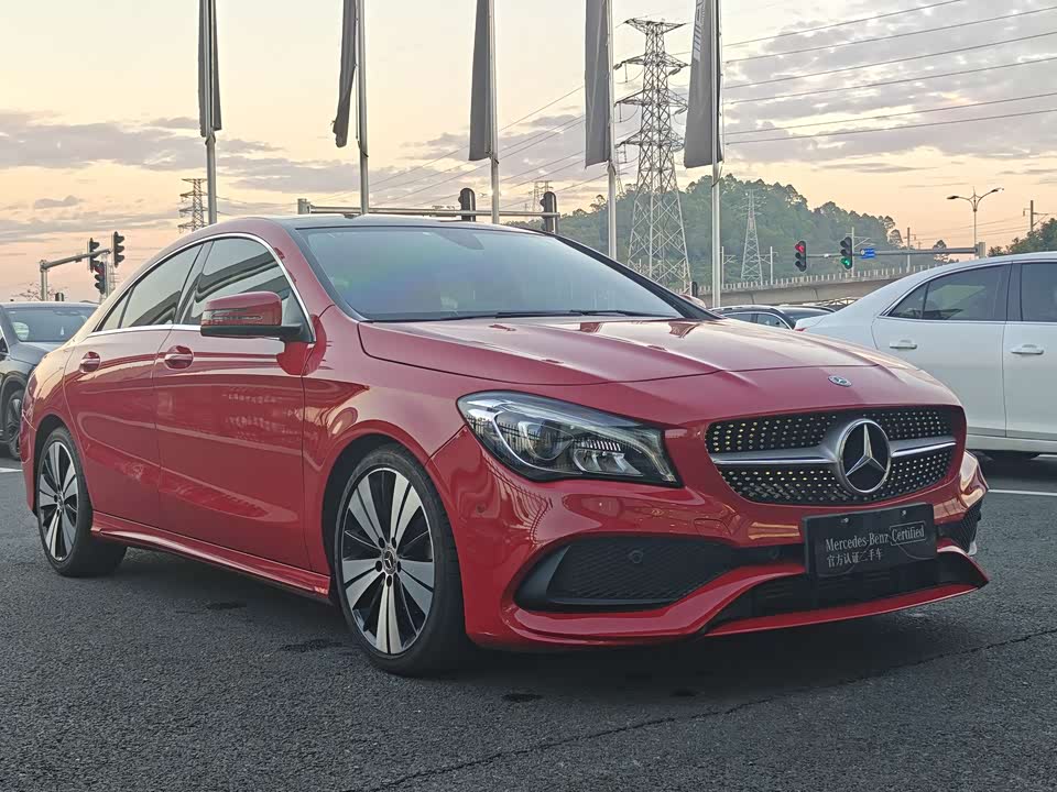 Mercedes-Benz CLA