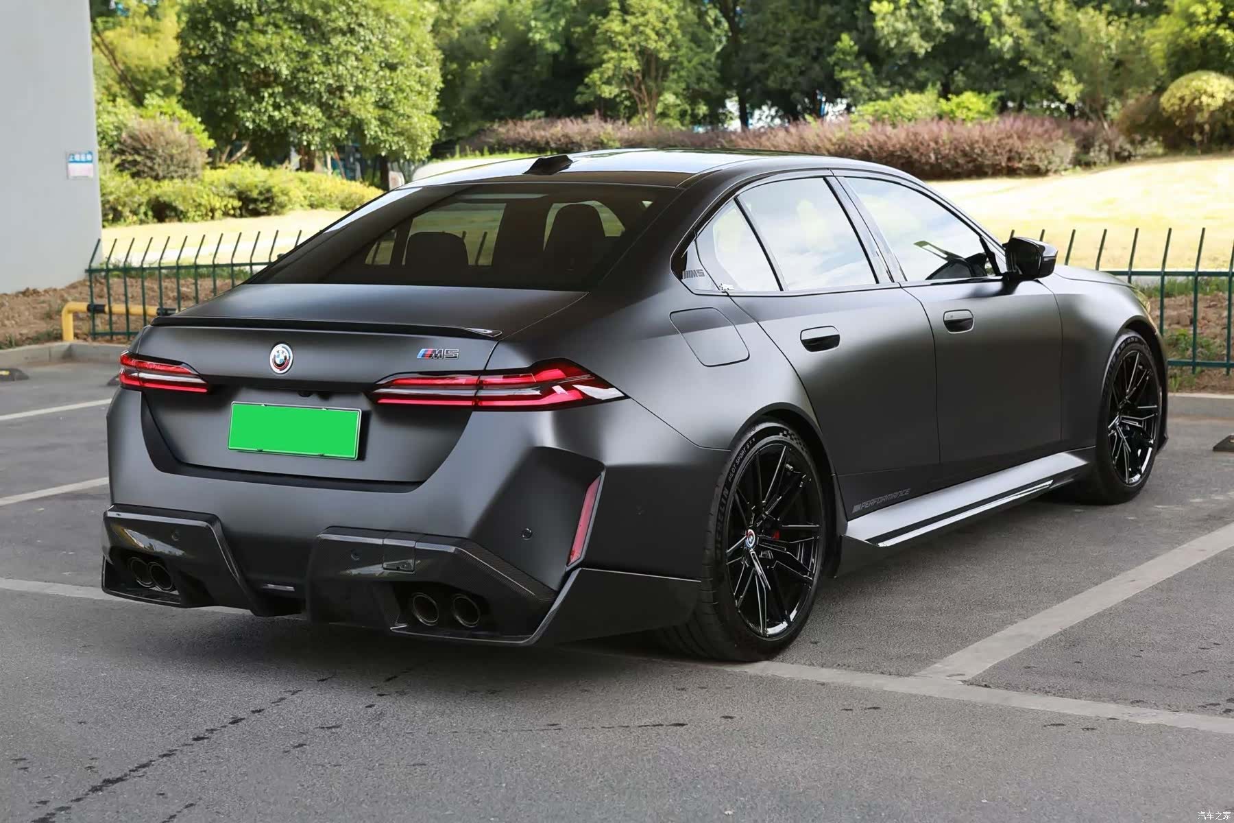 BMW M5, 2025 4