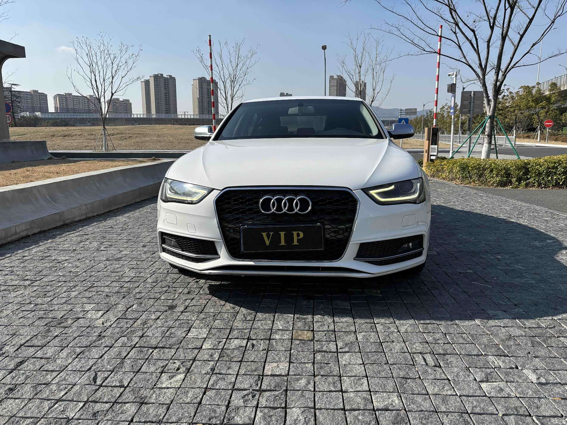 Audi A4L, 2014 2