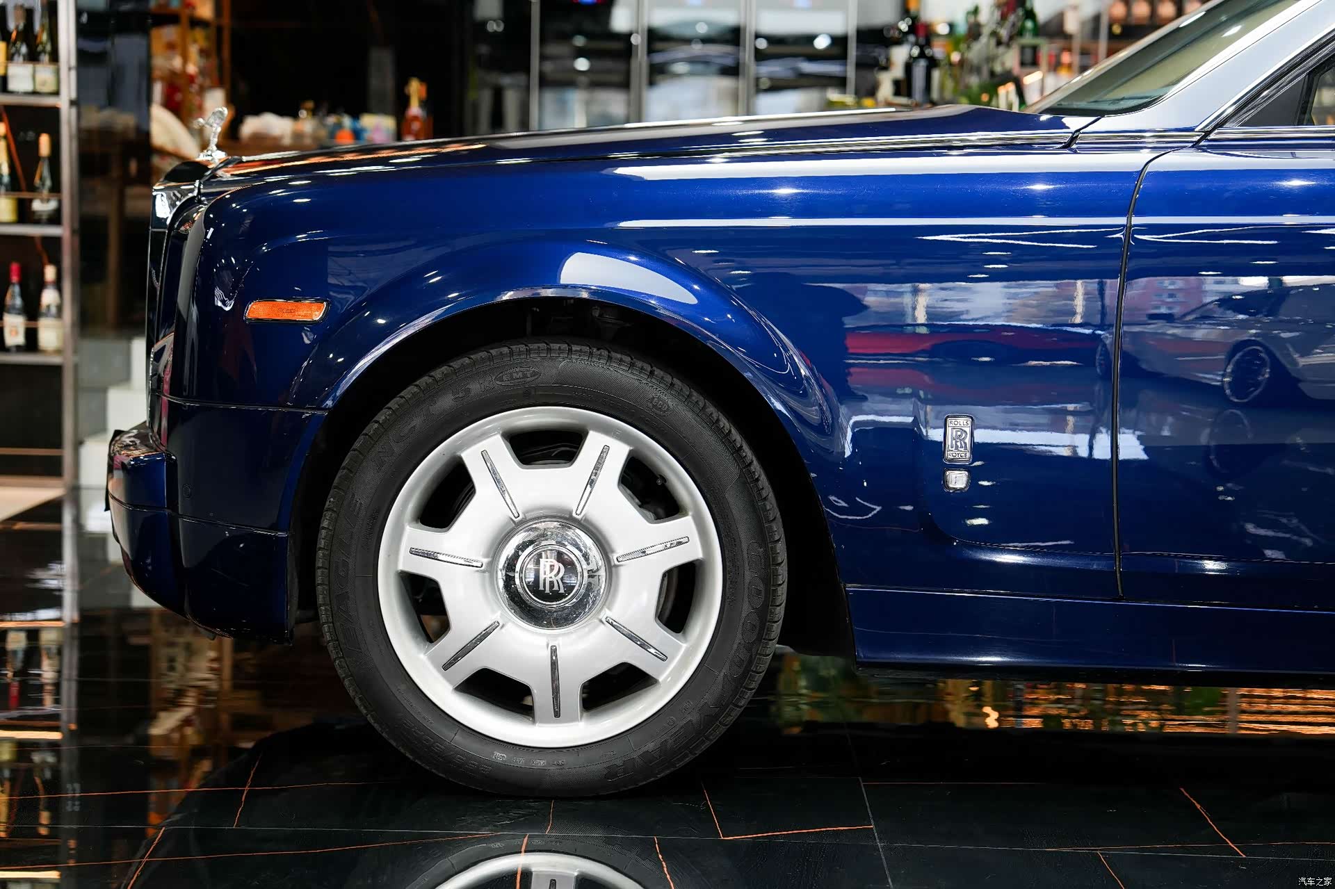 Rolls-Royce Phantom, 2008 6