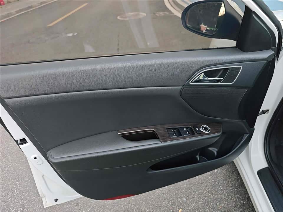 Hyundai Name picture