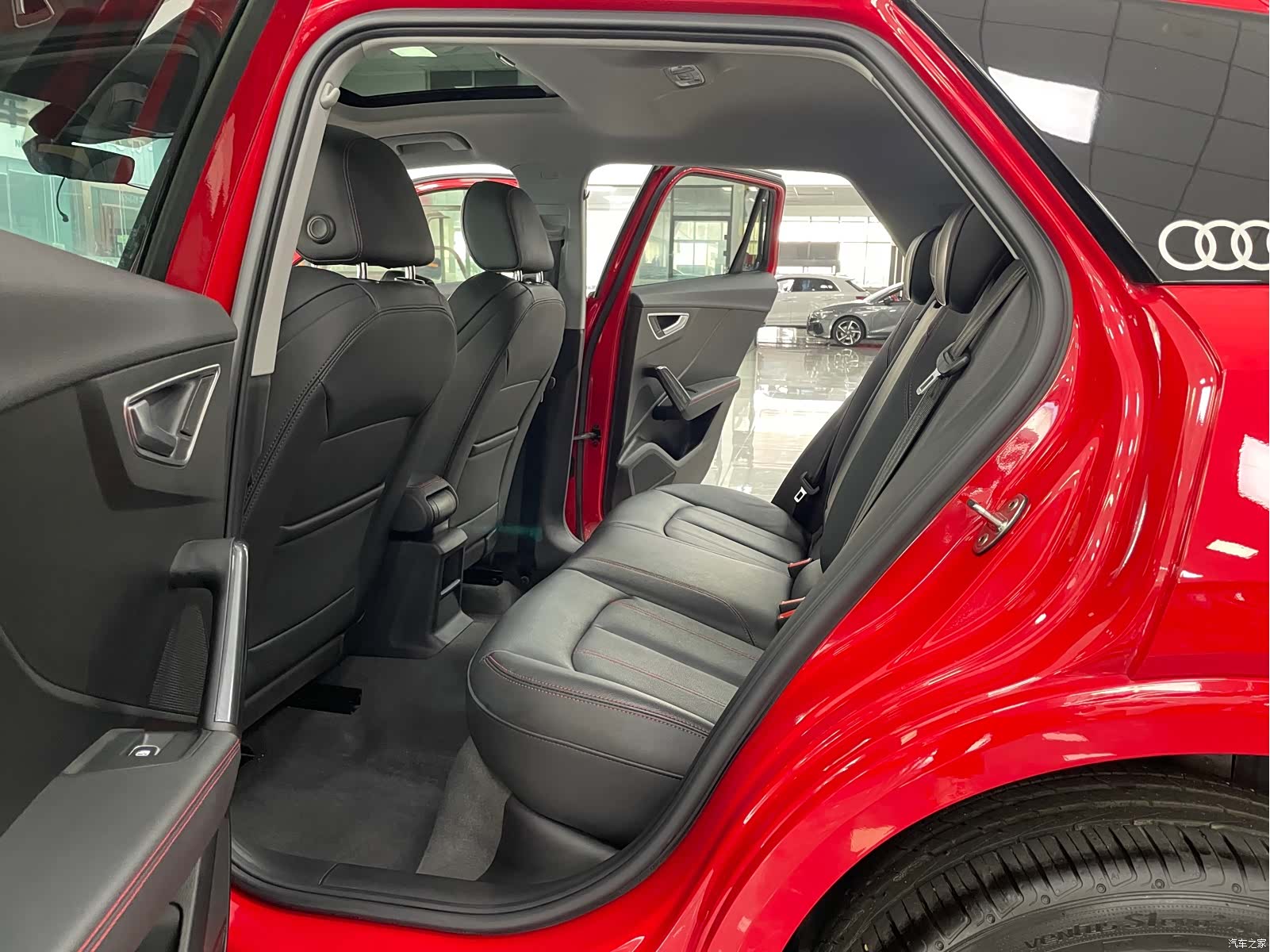 Audi Q2L, 2022 7