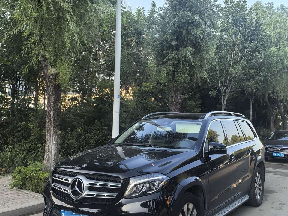 Mercedes-Benz GLS Mercedes-Benz GLS