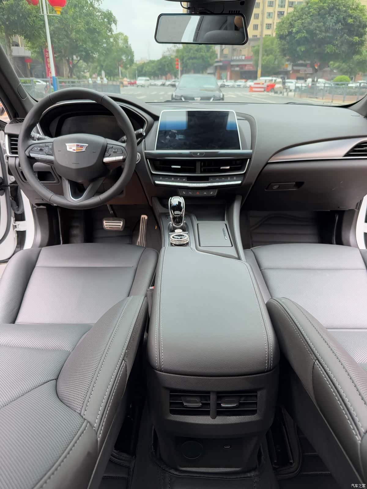 Cadillac CT5, 2023 32