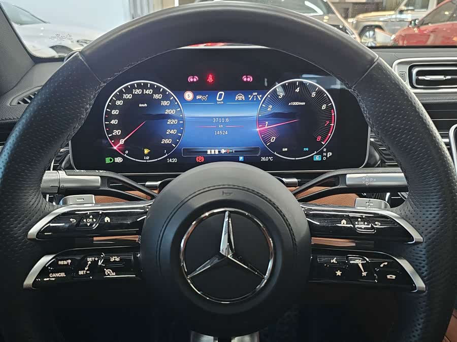 Mercedes-Benz S-Class 2025, фото 5