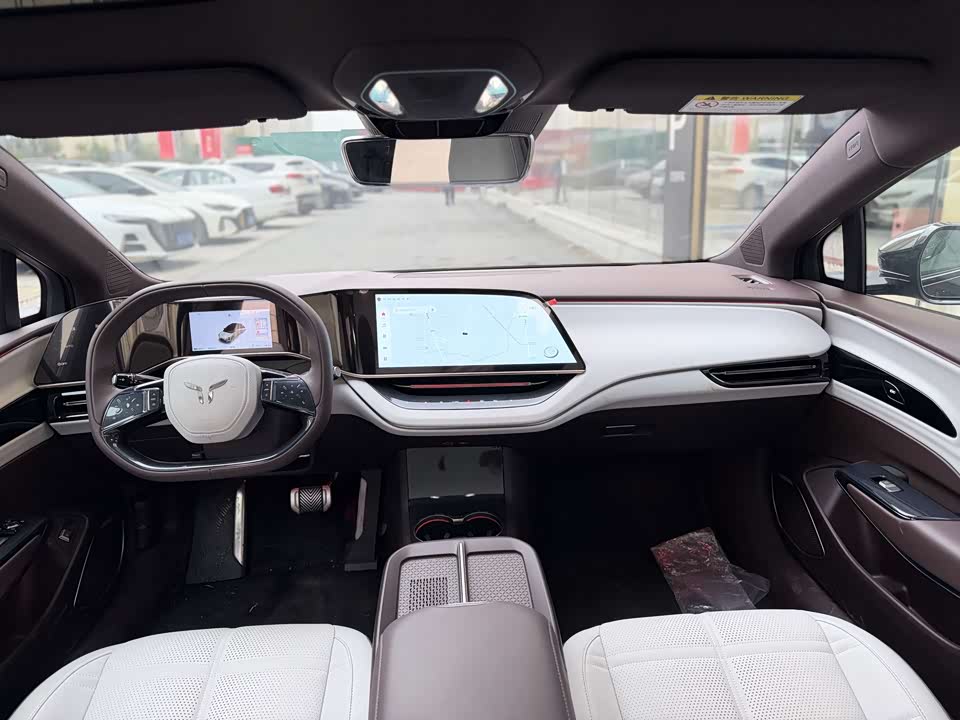 Hongqi EH7