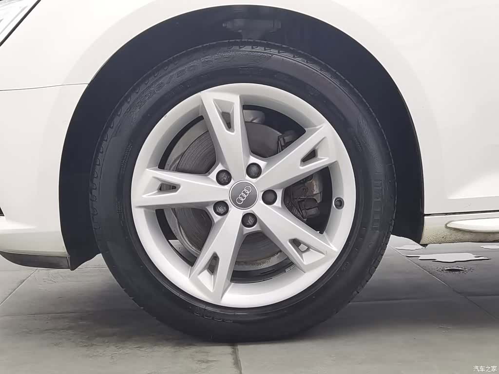 Audi A4L, 2017 17