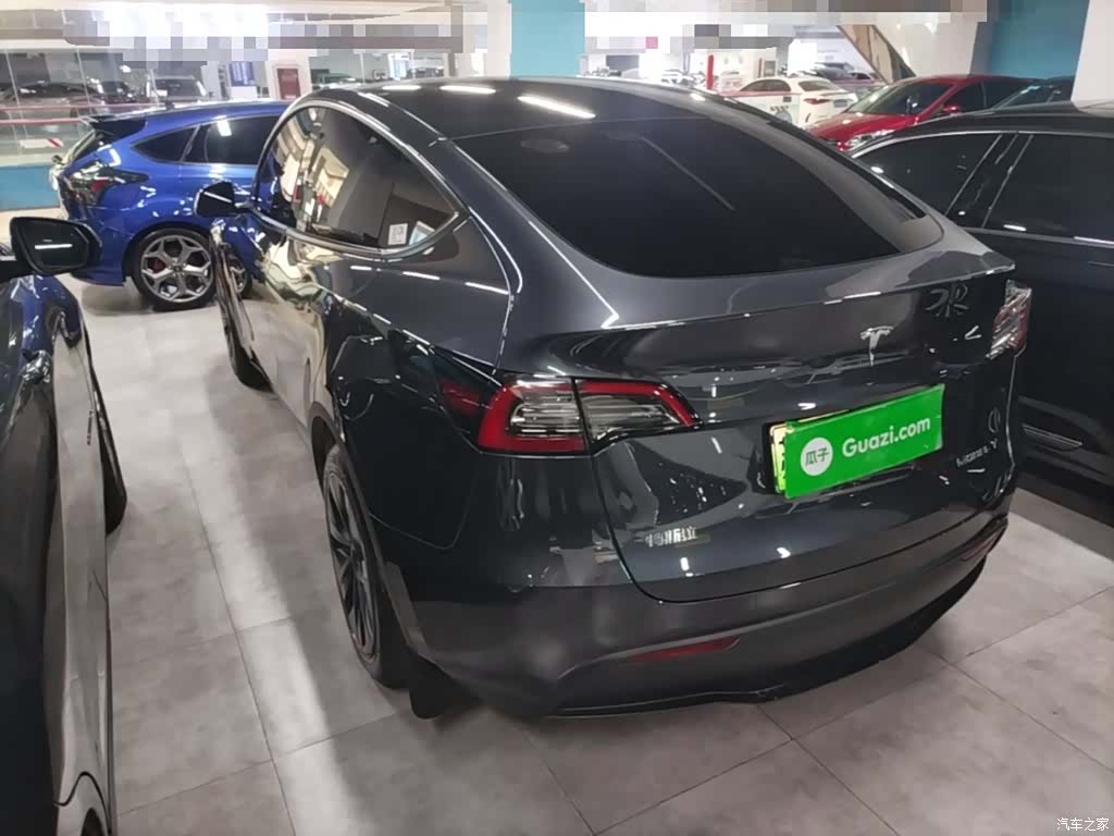 Tesla Model Y, 2024 все фото