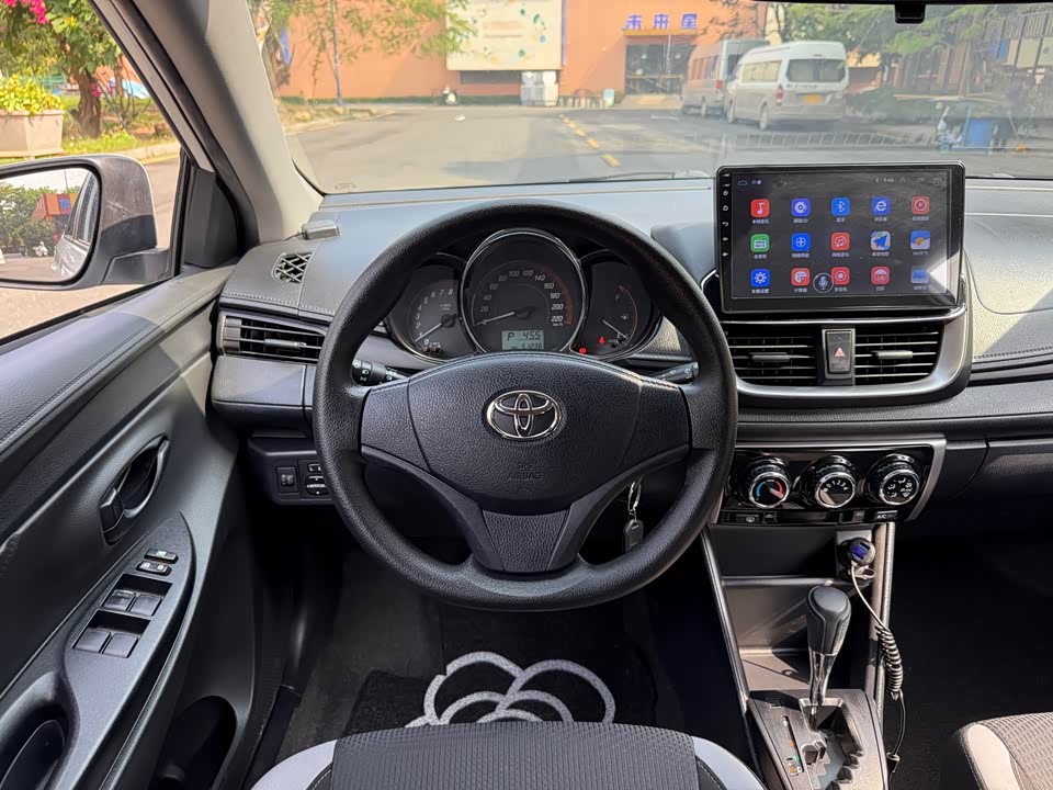 Toyota YARiS L Zhixuan