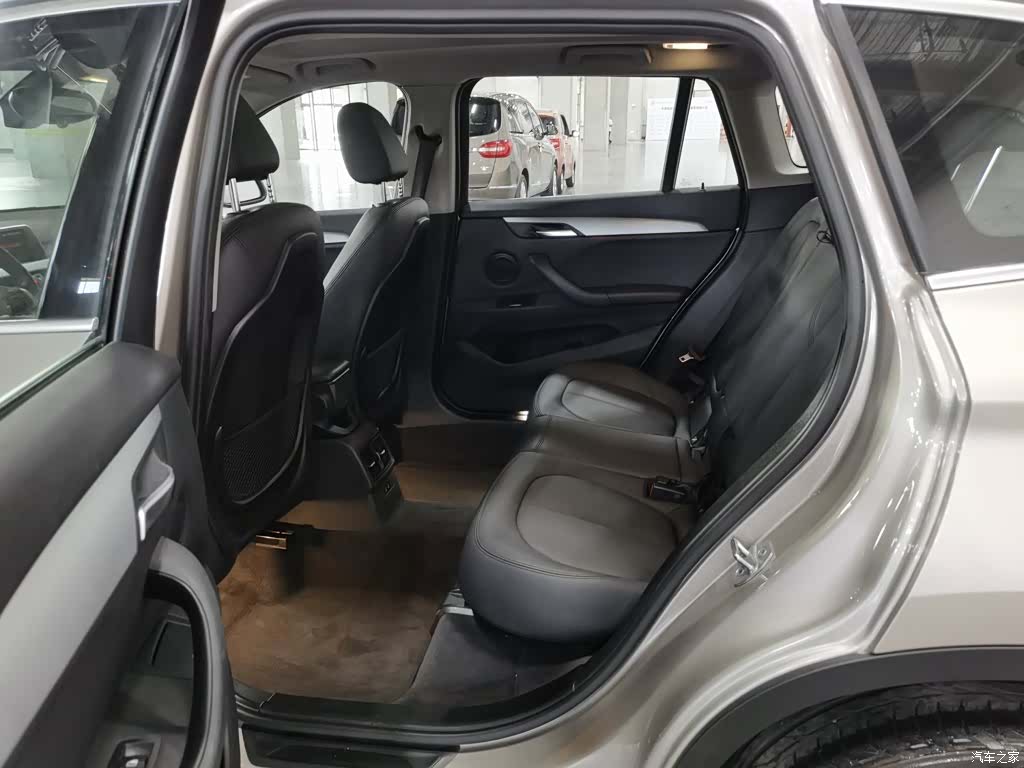 BMW X1, 2019 15