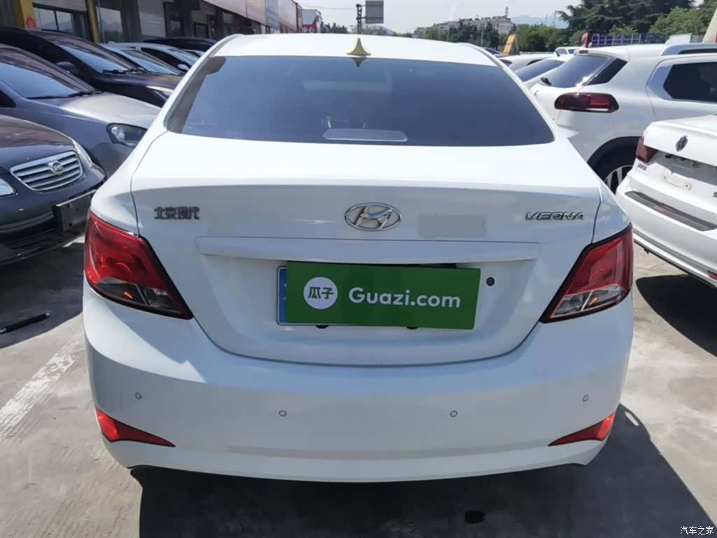 Hyundai GLS, 2016 6