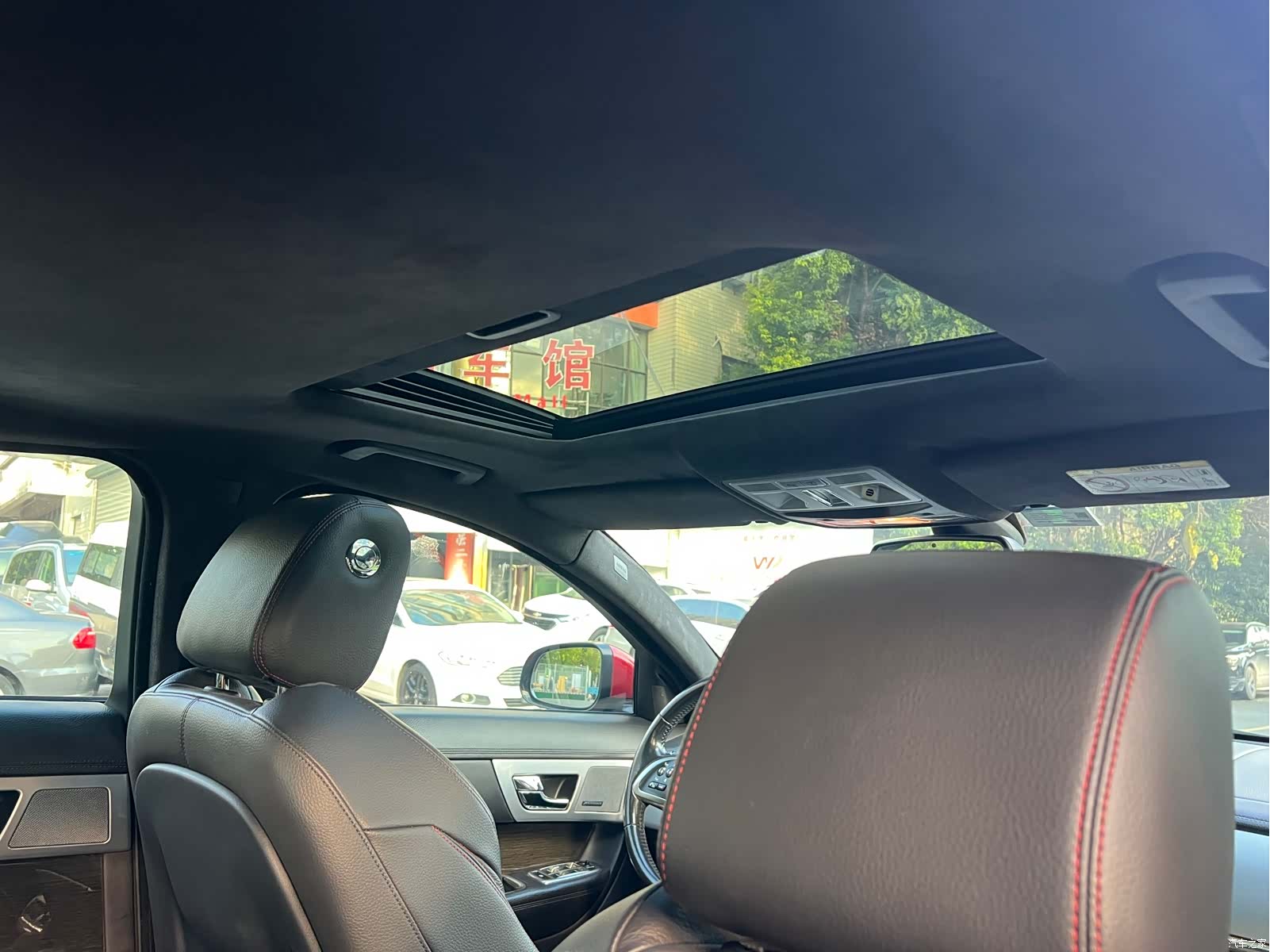 Jaguar XF, 2014 13
