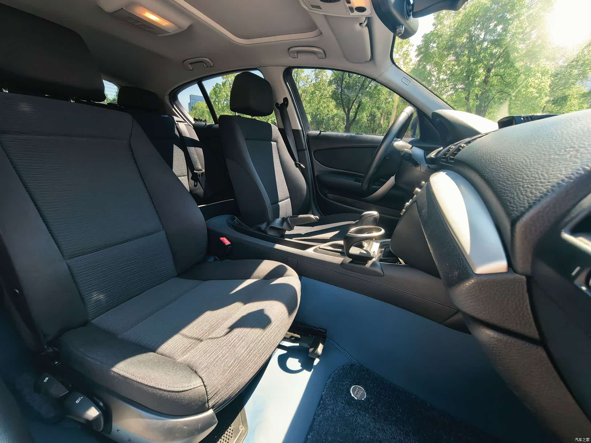 BMW 1 Series, 2011 11