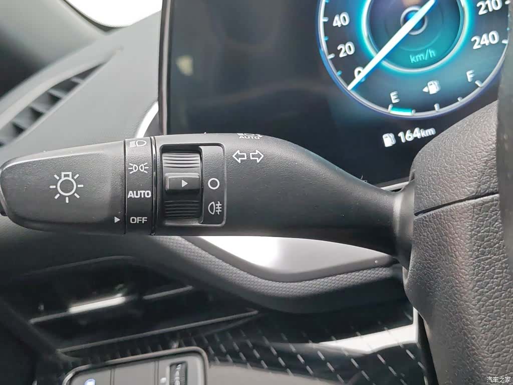 Hyundai Lafesta, 2024 21