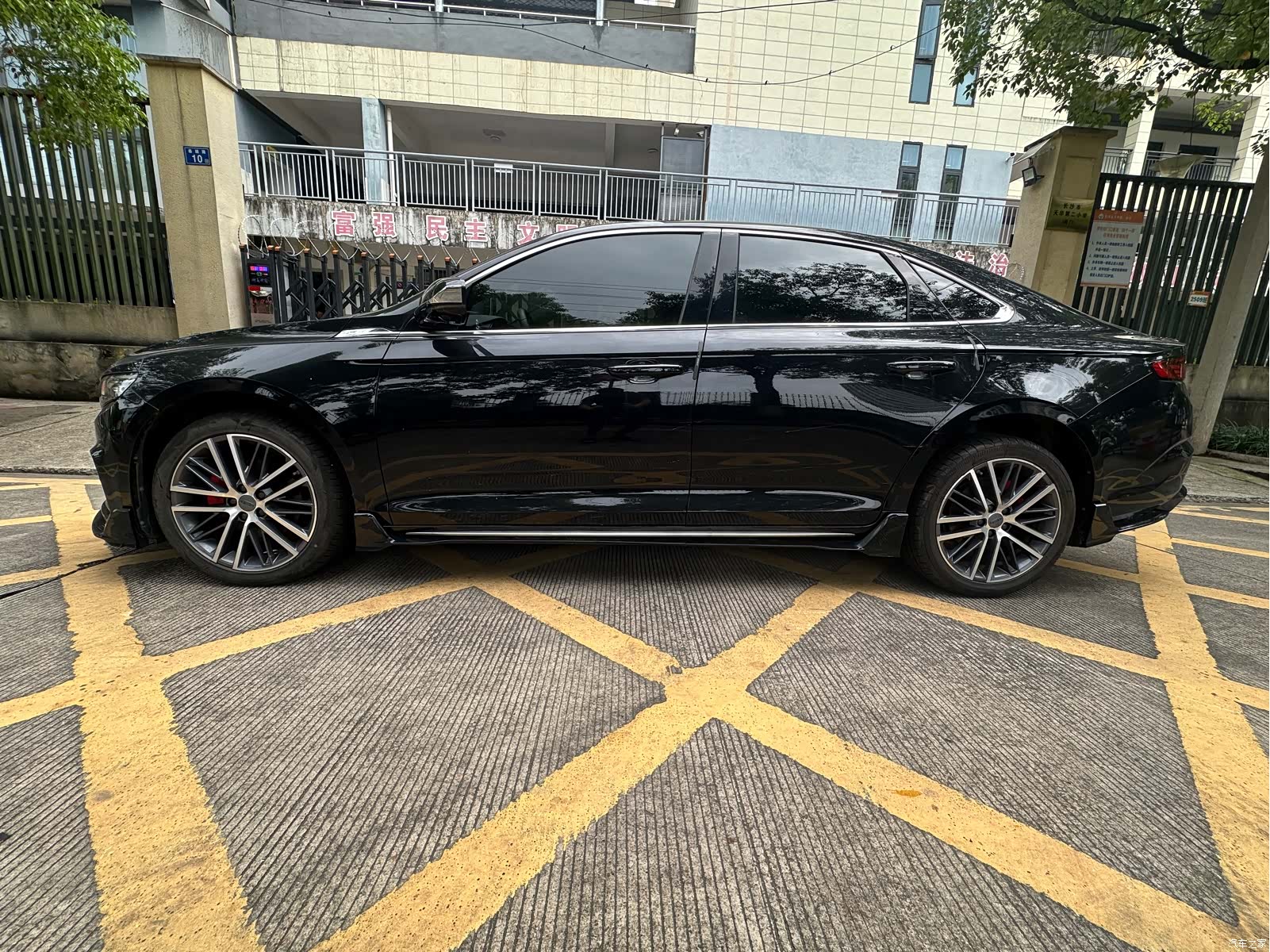 Geely Preface, 2024 4