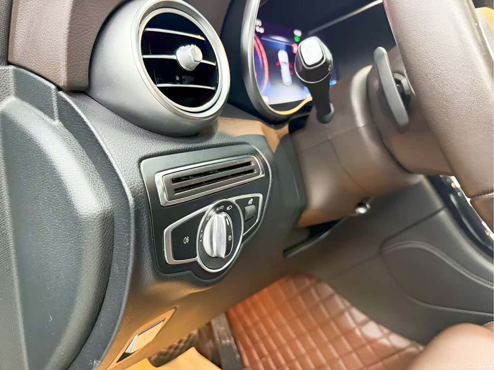Mercedes-Benz GLC, 2022 11