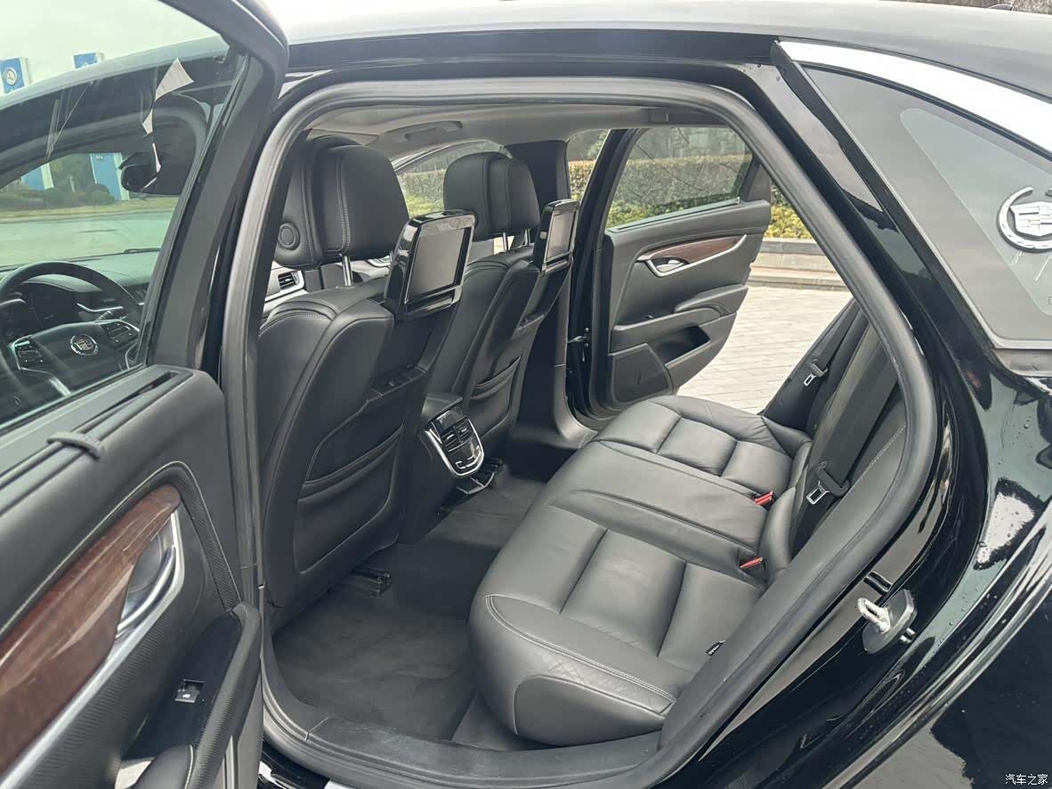 Cadillac XTS, 2014 15