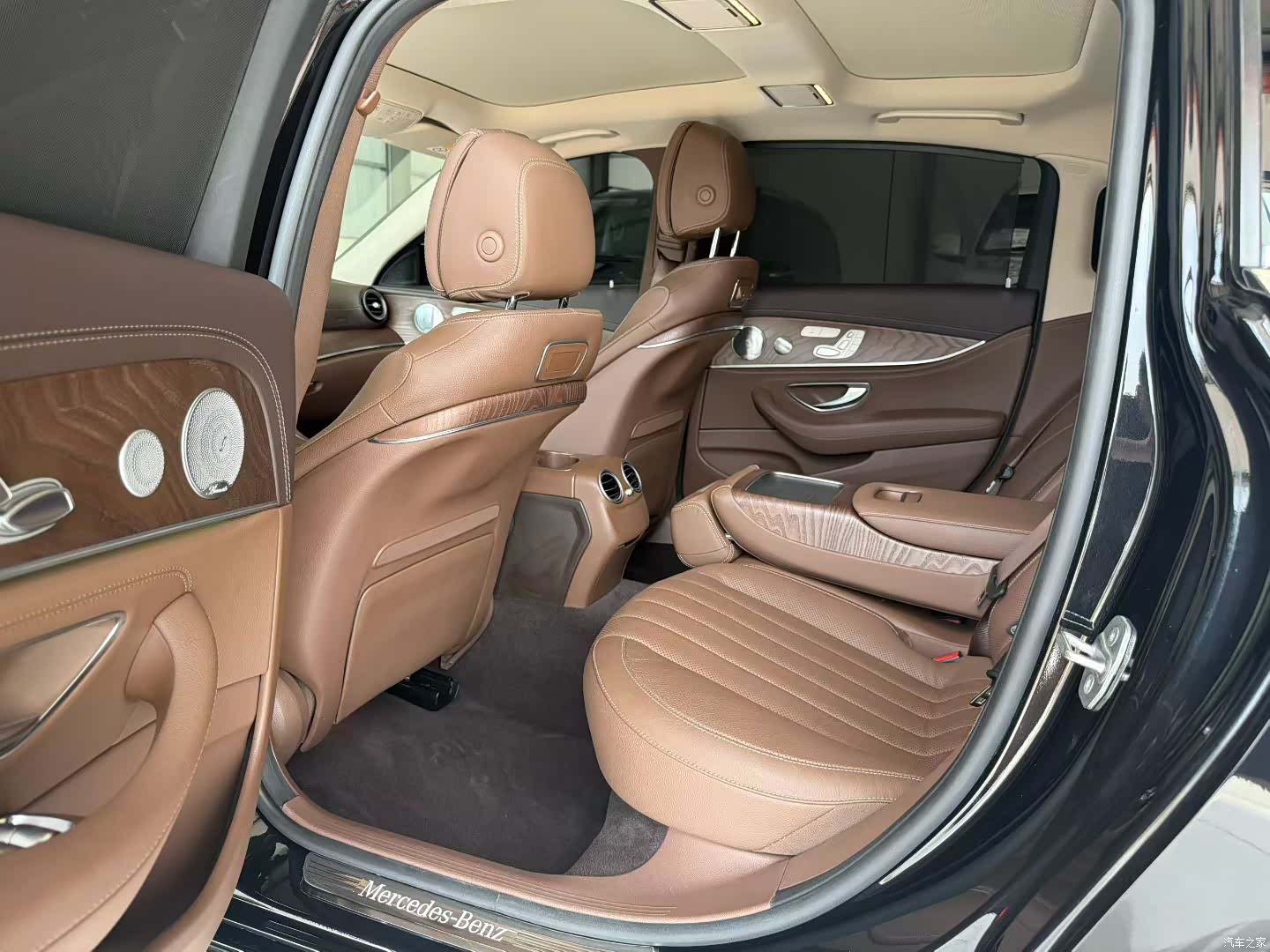 Mercedes-Benz E-Class, 2020 8
