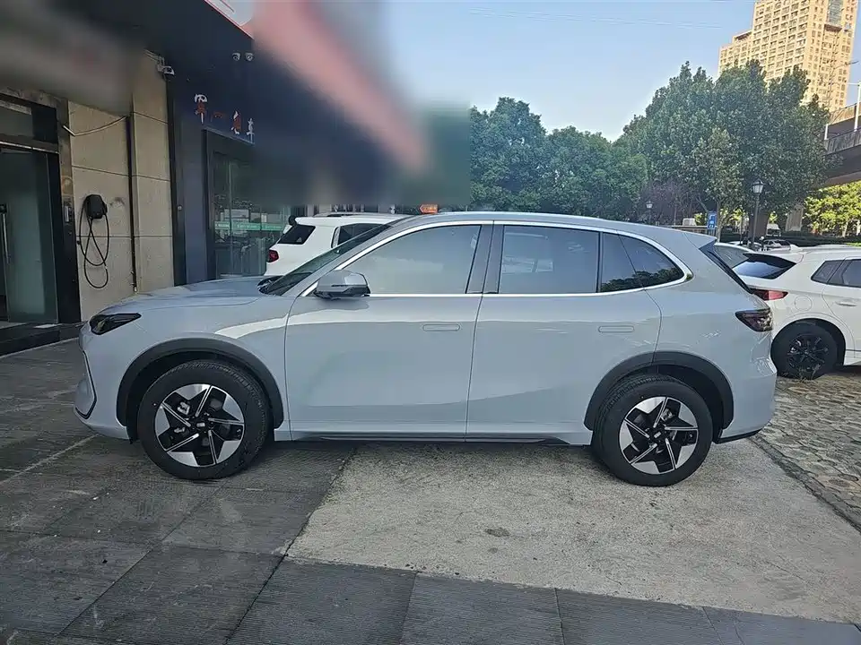 Geely Galaxy Galaxy E5