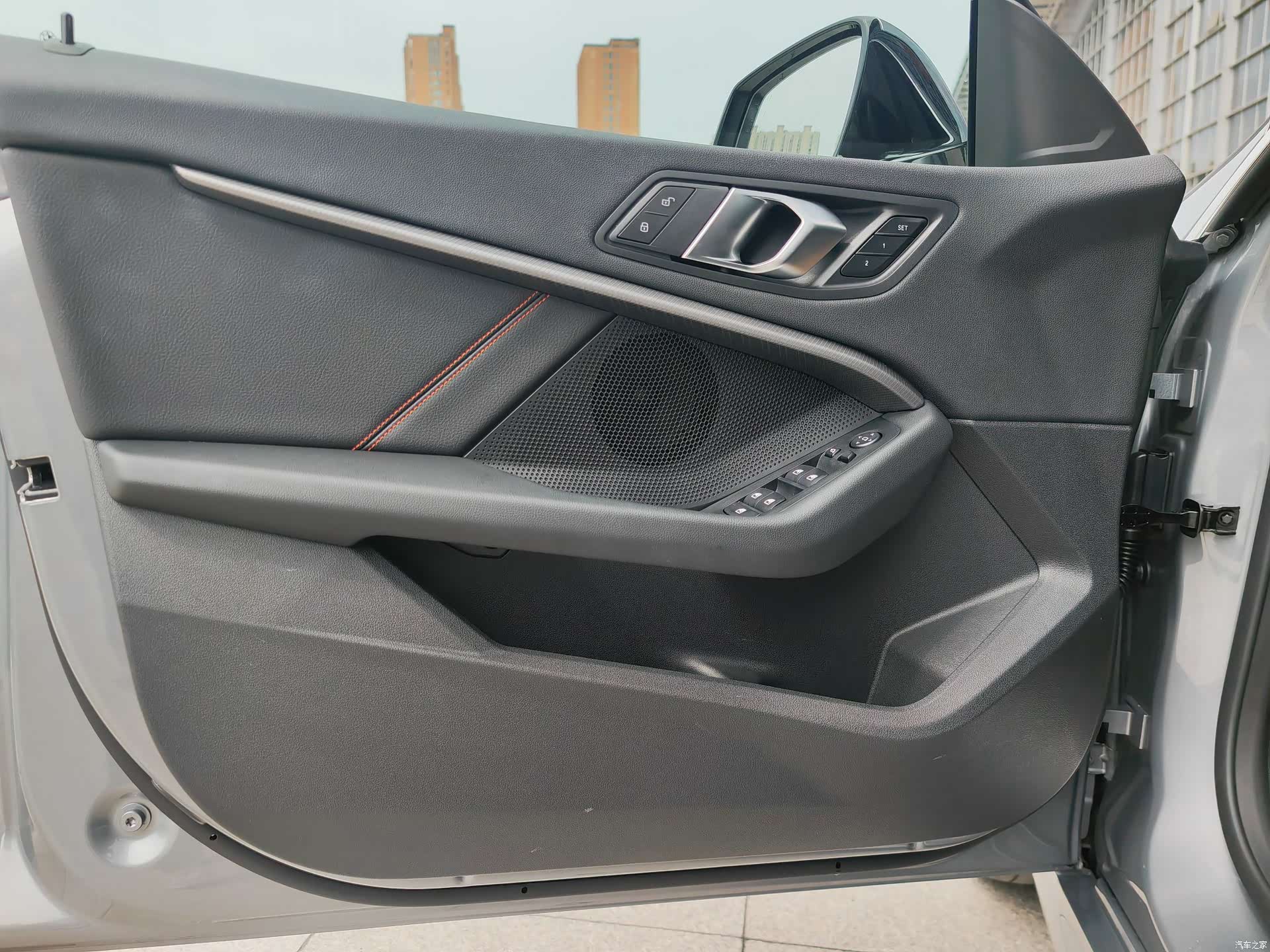 BMW 2 Series, 2024 23
