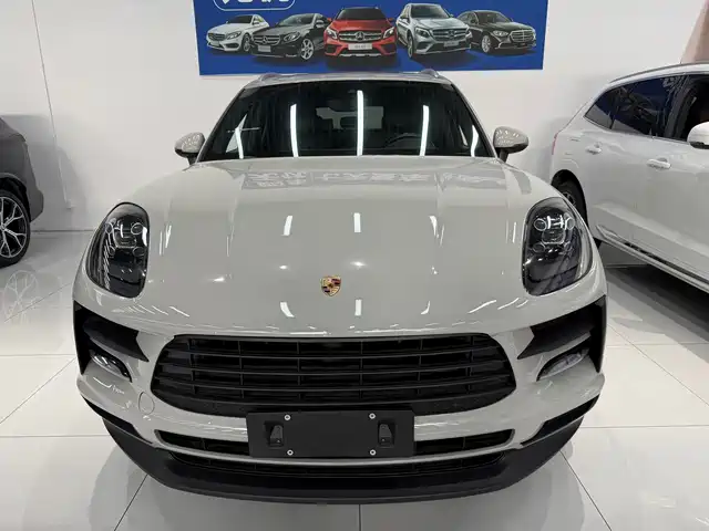 Porsche Macan 2018 — купить из Китая под заказ