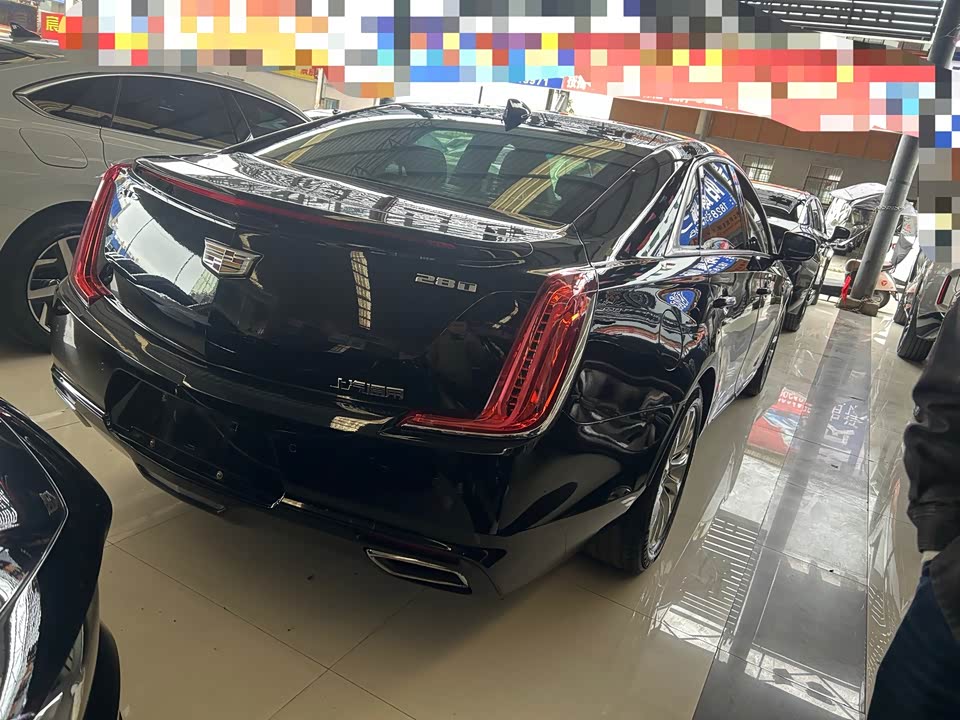Cadillac XTS