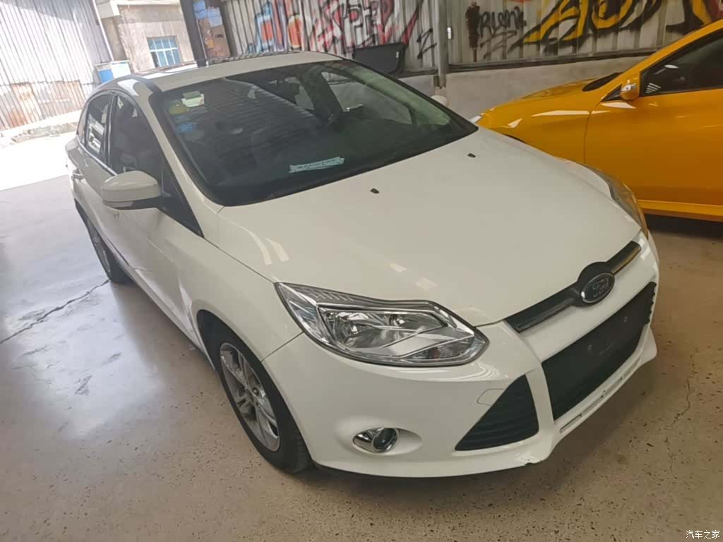 Ford Focus, 2014 4