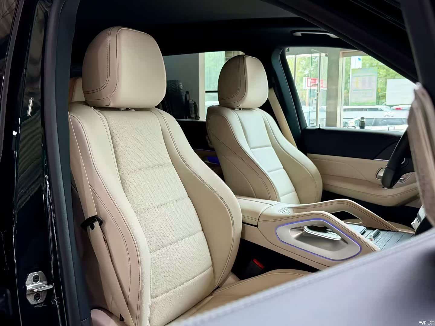 Mercedes-Benz GLS, 2023 7