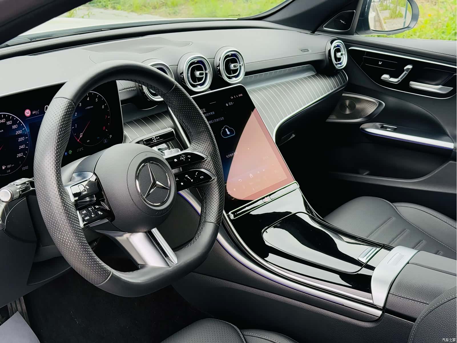 Mercedes-Benz C-Class, 2024 все фото