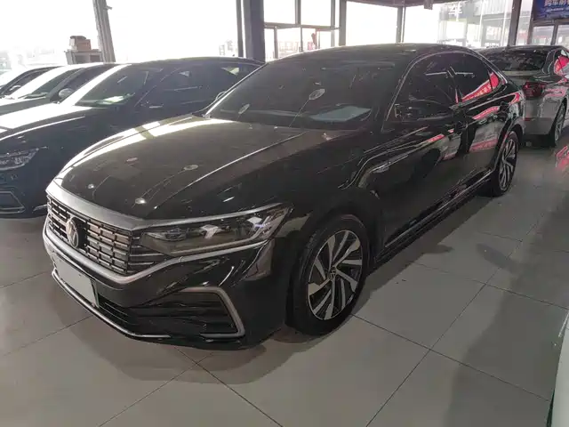 Volkswagen Passat PHEV 2024 — купить из Китая под заказ