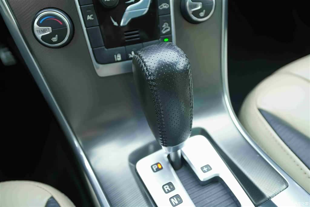 Volvo XC60, 2012 9