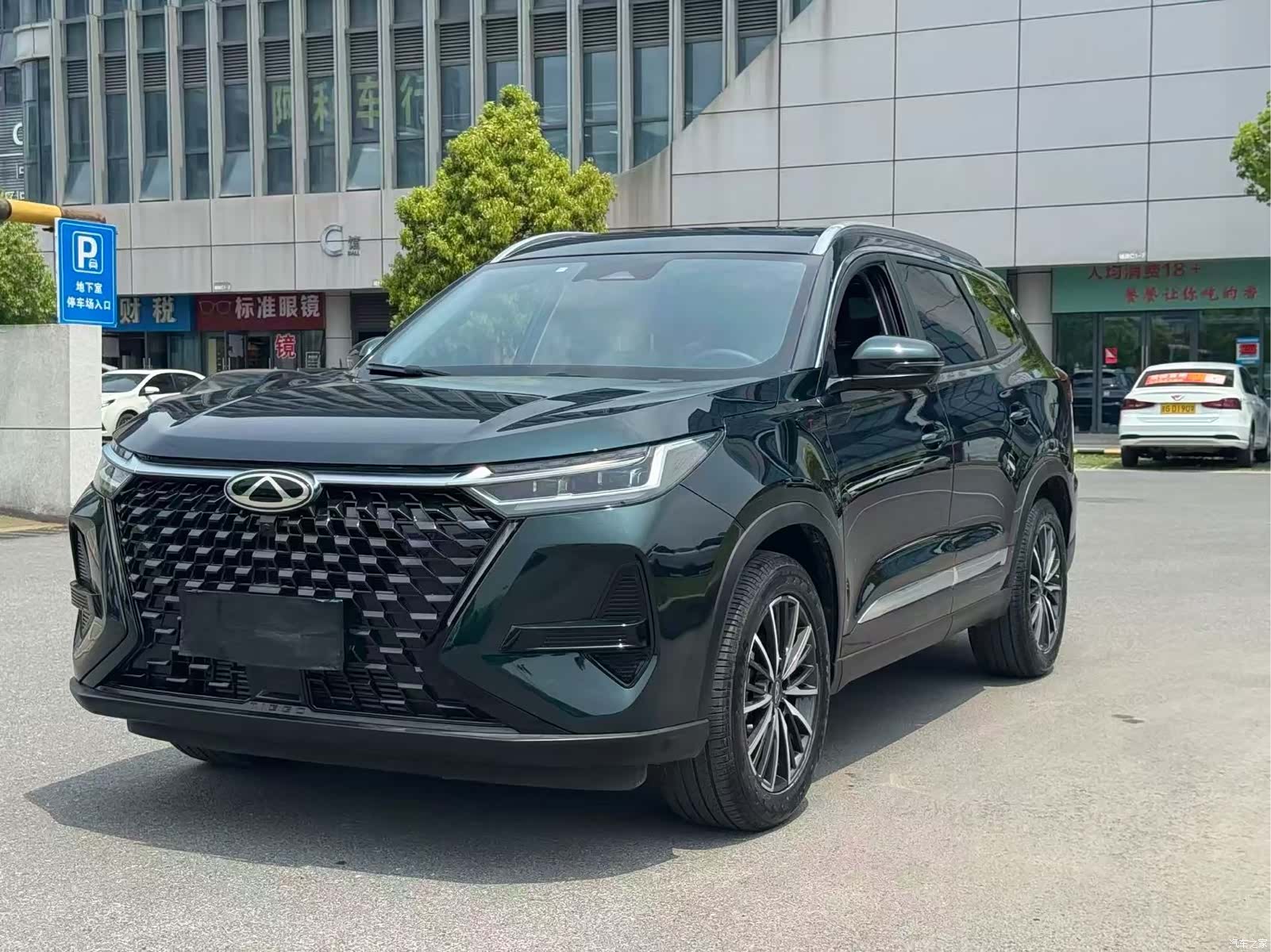 Chery Tiggo 8, 2024 3